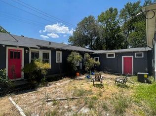 207 W 39th St #B, Austin, TX 78751