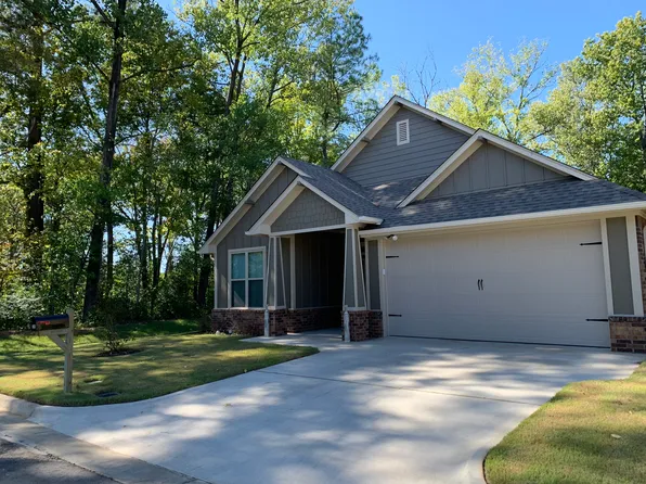 2906 Meadow Brook Trl, Tyler, TX 75701