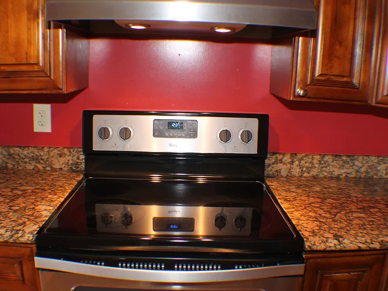 8008 Tyson Oaks Cir — Photo 11