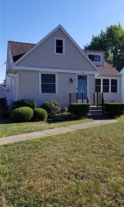 1st image of 100 Calvin Ct N