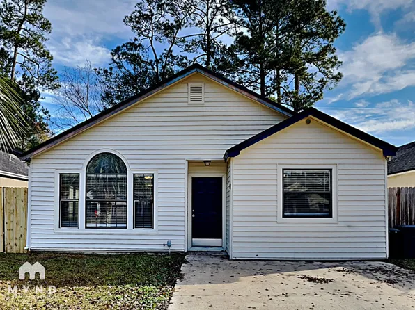 1839 Quebec Ct, Middleburg, FL 32068