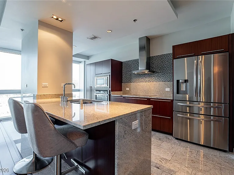 4471 Dean Martin Dr #1008 — Photo 3
