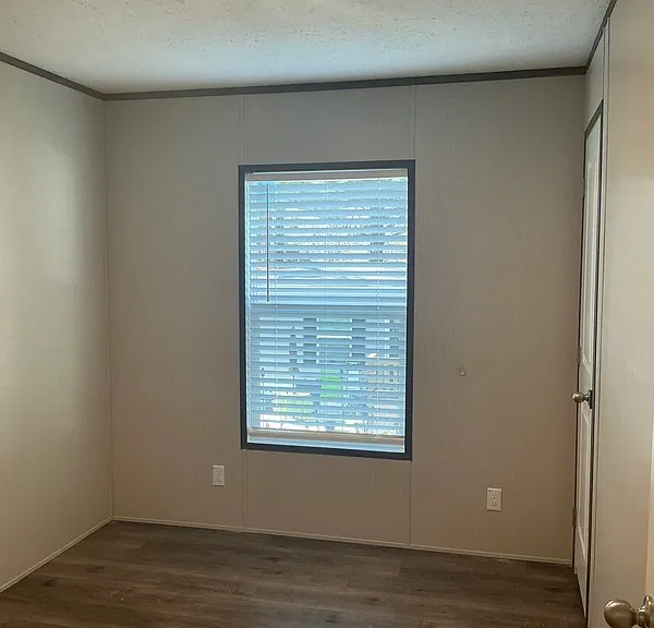 11 Club Cir — Photo 10