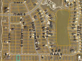 1582 75th Ave S, Fargo, ND