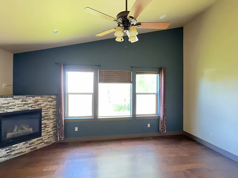 1903 Buckrake Ave — Photo 9
