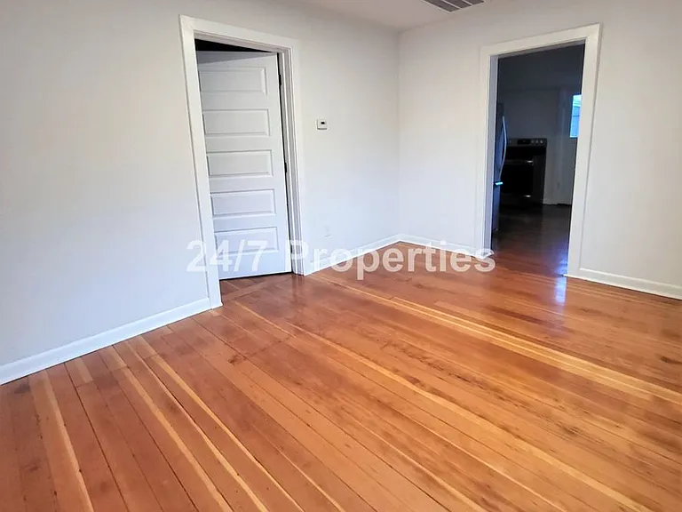 3215 NE 73rd Ave — Photo 7