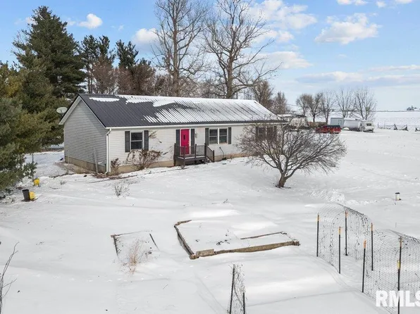 2146 250th St, Grand Mound, IA 52751