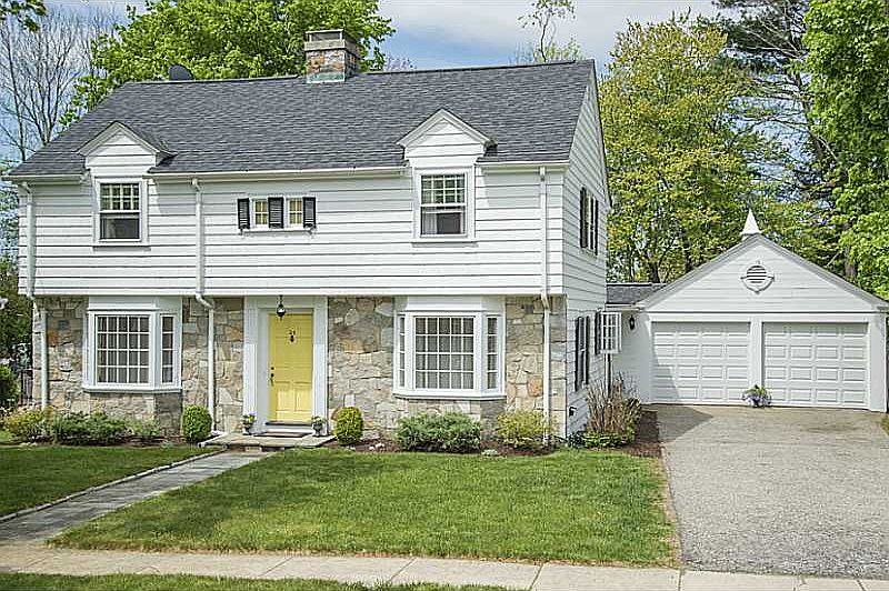1st image of 25 Pelham Pkwy