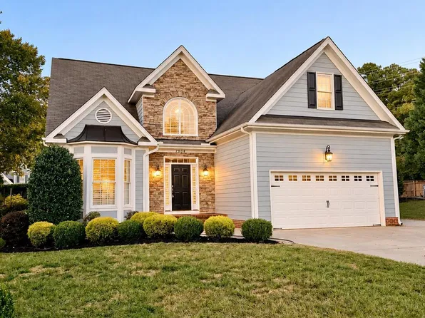 7904 Pine Timber Dr, Raleigh, NC 27613