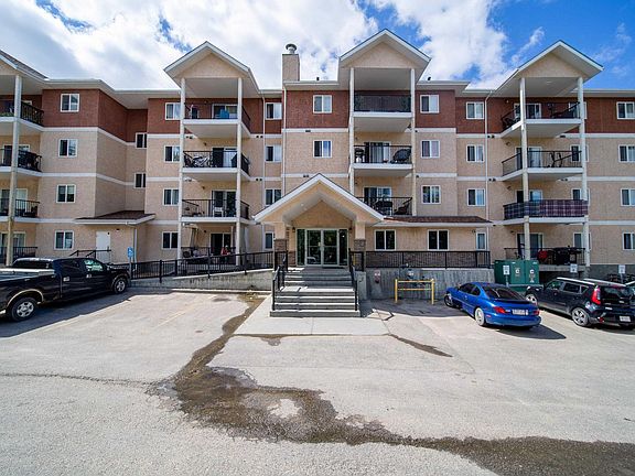 2nd image of 4903 47th Ave #302