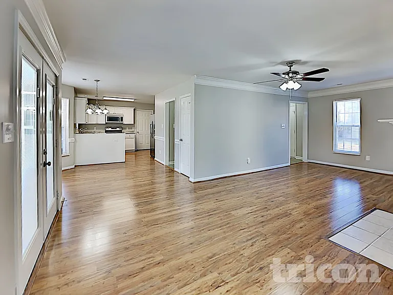 3906 Windsorwood Ct — Photo 3