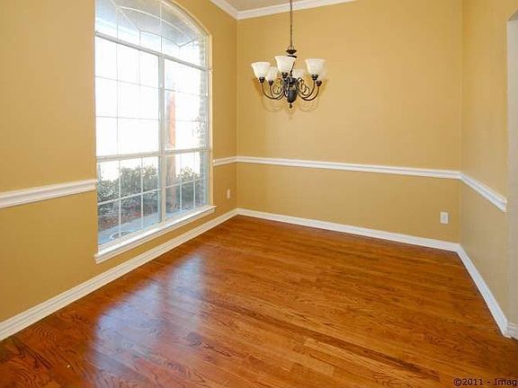 2nd image of 2788 Sunlight Dr