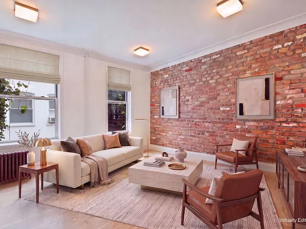 204 W 10th St APT 10, New York, NY 10014