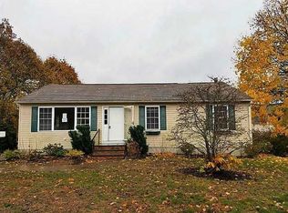 5 Mary Lou Ave, Westerly, RI 02891