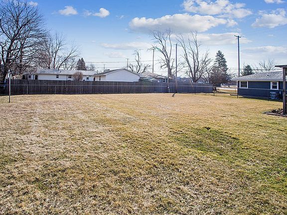 just under a quarter acre, this yard is spacious yet easy to manage.