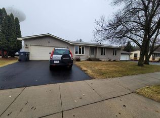 3021 Popp Ave, Marshfield, WI 54449