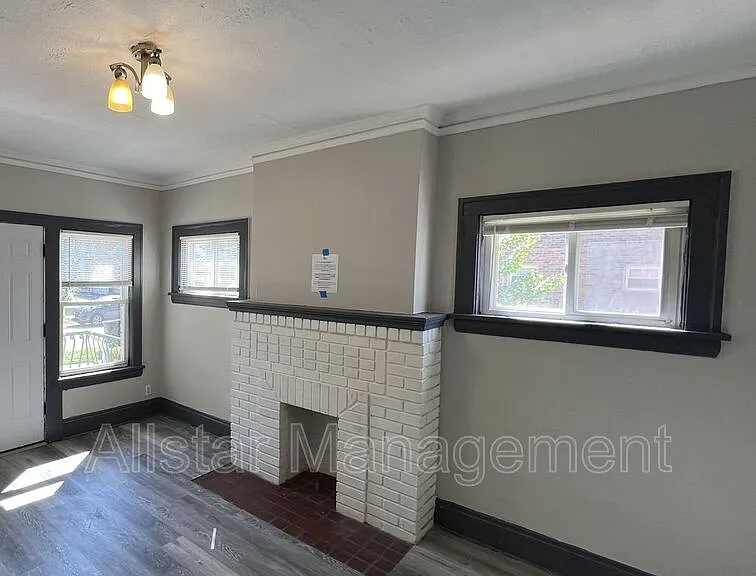 3638 E 149th St #2 — Photo 2