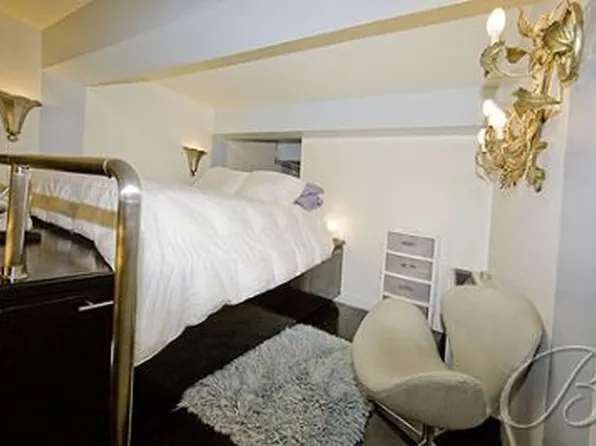 310 East 46th Street image 1 of 8