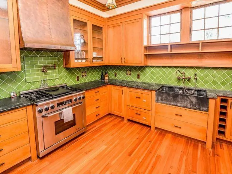 66 Barre St — Photo 4