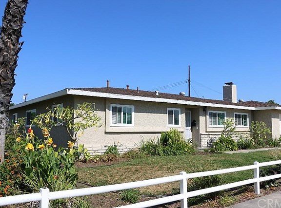 2nd image of 422 S Danbrook Dr