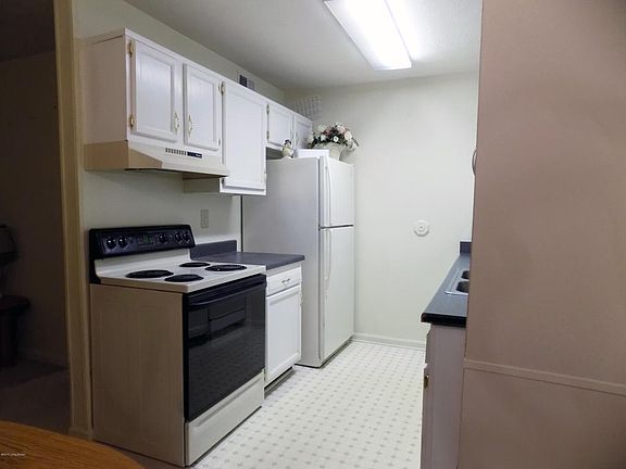 4th image of 6522 Six Mile Ln APT 1