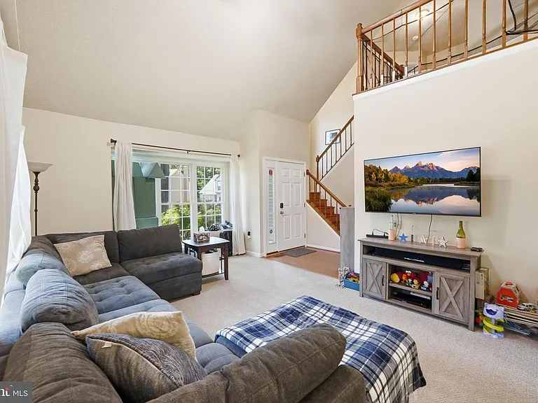 4020 Blue Slate Dr — Photo 6