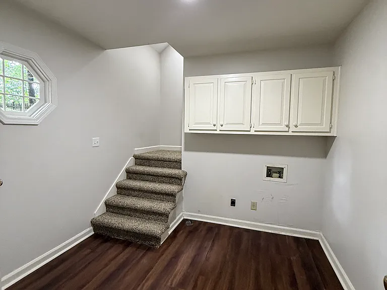 1863 Withmere Way — Photo 23