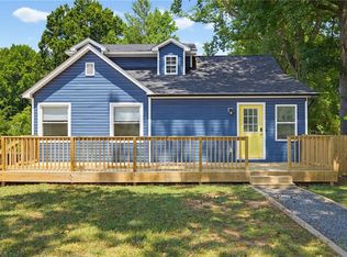 1308 S Park Dr, Reidsville, NC 27320