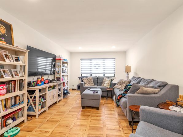 1203 E Broadway #G11, Hewlett, NY 11557