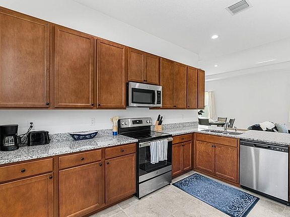5th image of 11569 SW Visconti Way