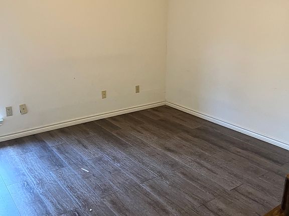 5th image of 2412 Dalewood Ln