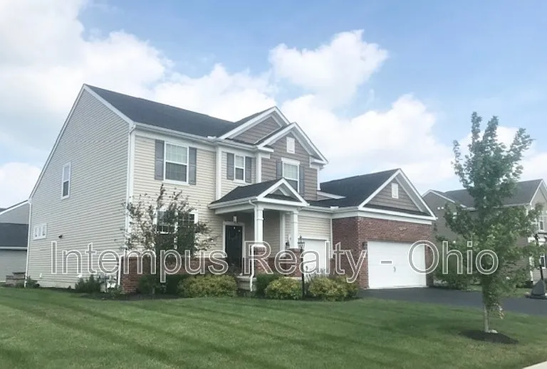 9390 Woodbine Way — Photo 3