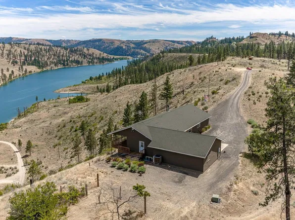 38360 Cayuse Cove Rd N, Davenport, WA 99122