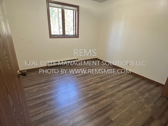 5th image of 210 W John St #2