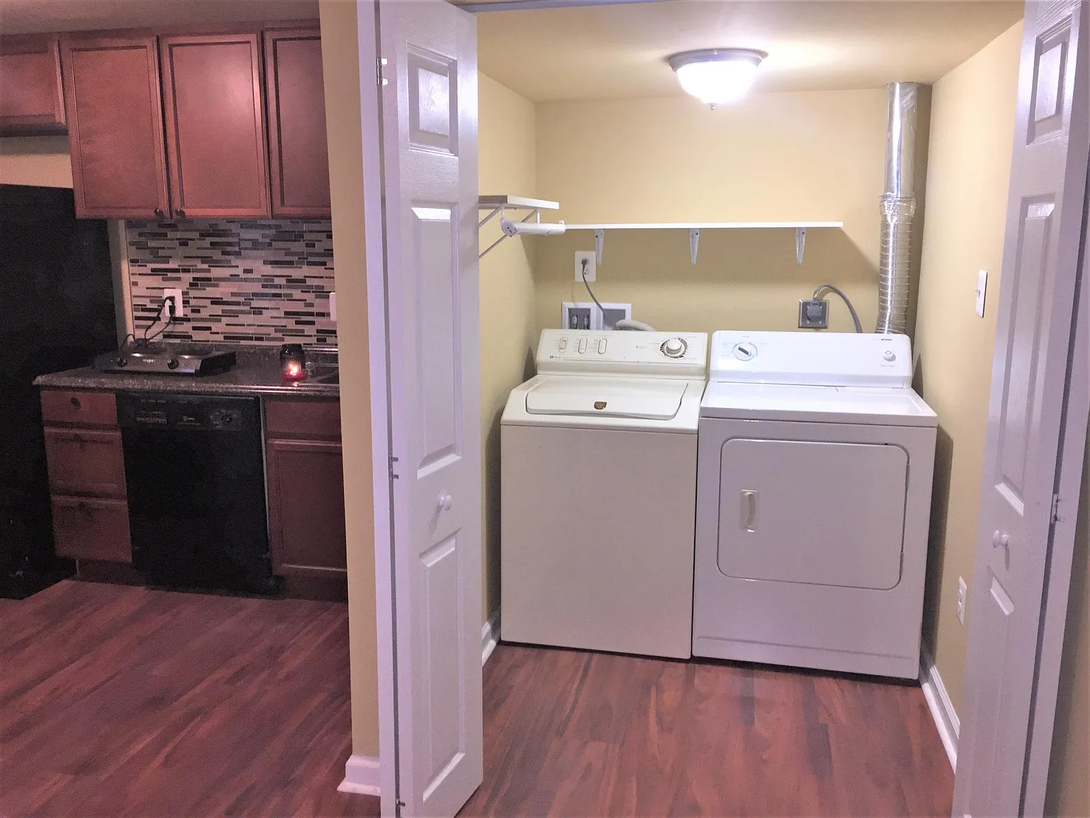 Eileen Ct, Woodbridge — Photo 4