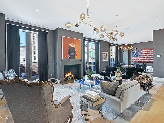 2nd image of 224 Mulberry St APT 6