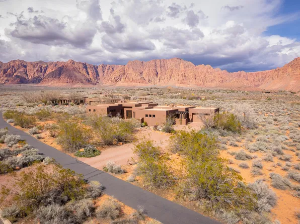 992 N Kwavasa Dr, Ivins, UT 84738
