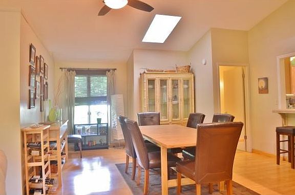 5th image of 1005 Woodstone Dr