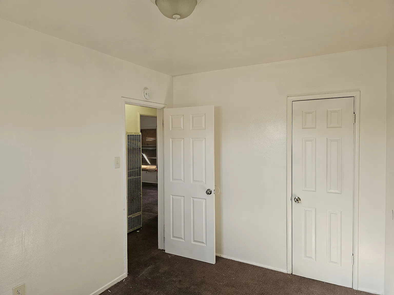 2 bed, 900 sqft, $1,695 — Photo 4