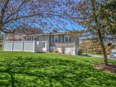 1514 Aster Ter, Walworth, NY, 14568