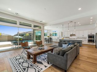 2647 E Geronimo St, Gilbert, AZ 85295