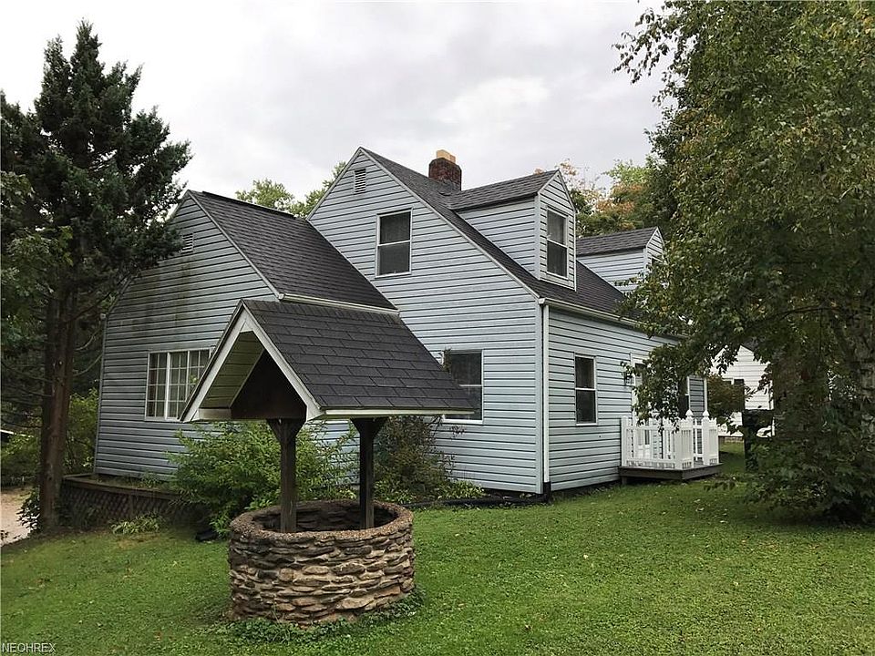 1st image of 720 Lakeview Dr