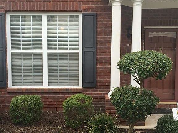 3rd image of 5924 Echingham Dr