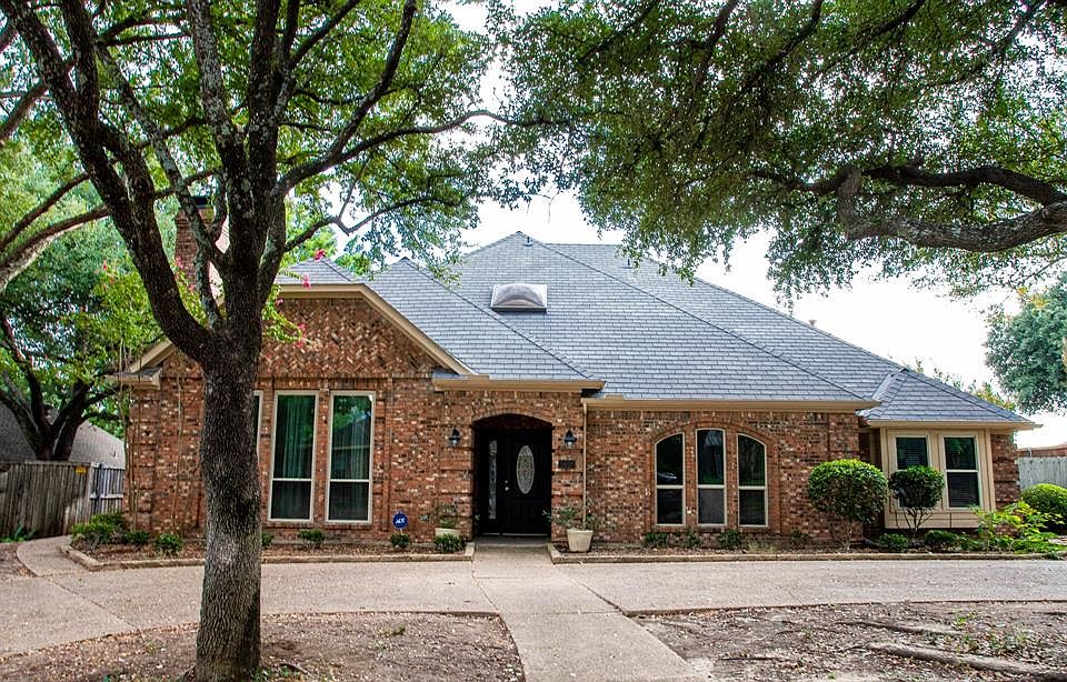 1st image of 3820 Camino Dr