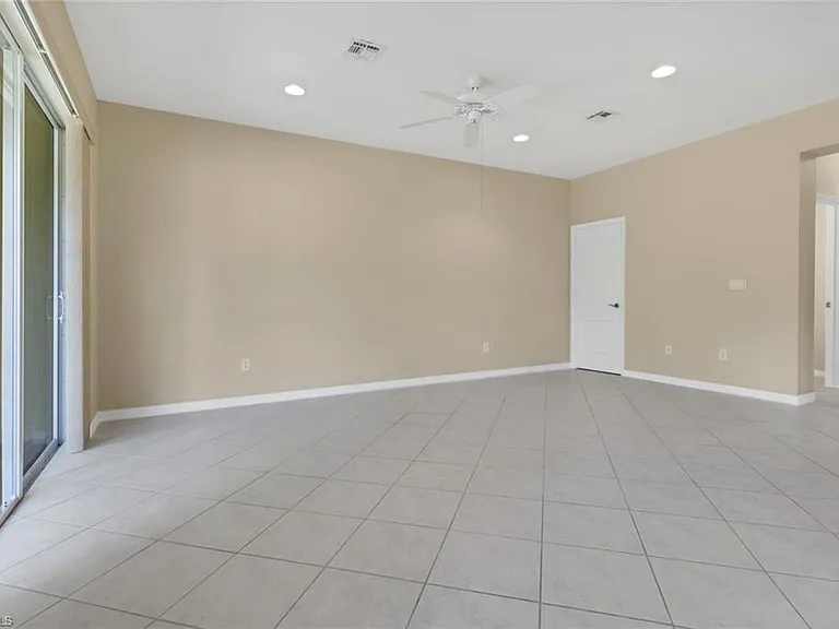 10260 Olivewood Way #58 — Photo 10
