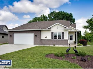 1467 Westcreek Ln UNIT 24, Neenah, WI 54956
