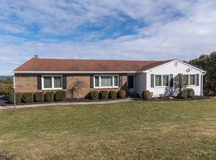 30 Peach Tree Ct, Hawthorne, NJ 07506