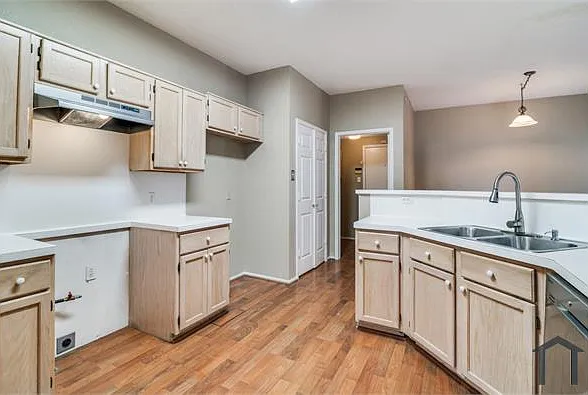 1806 Pendleton Rd — Photo 12