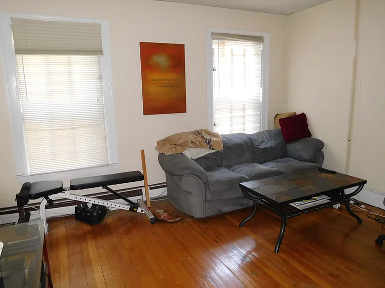 1-6 Ashford Court — Photo 3