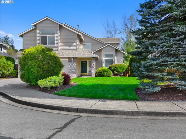 373 SW 37th Cir, Gresham, OR 97080